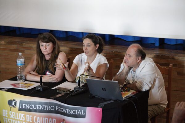 DAMAS DE COMEDIA (1)